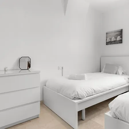 Lovely Penthouse Near Marina By Costarentals - Ref M15 Estepona