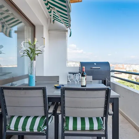 Lovely Penthouse Near Marina By Costarentals - Ref M15 Apartment